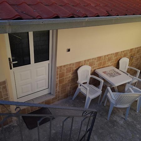 Antonioy Apartment Kalampaka エクステリア 写真
